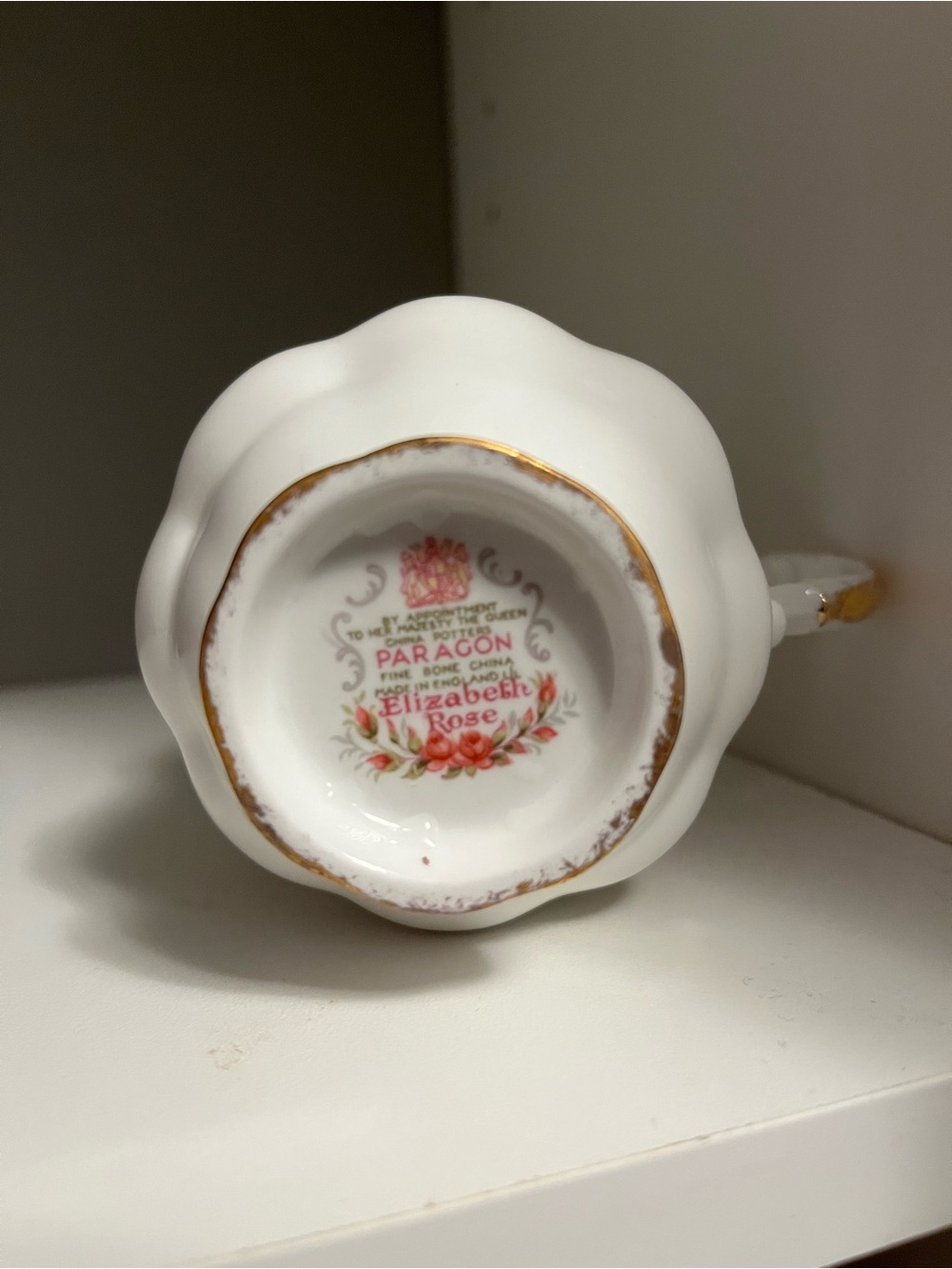 Paragon Elizabeth Rose Bone China Tea Cup England White Pink Floral Gold Trim - Picture 4 of 4